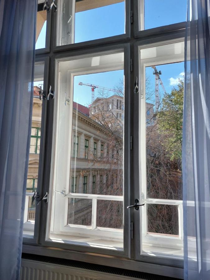 城堡阳光一室公寓 布达佩斯 外观 照片
